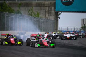 De la Torre’s resilience rewarded with maiden win at the Hungaroring